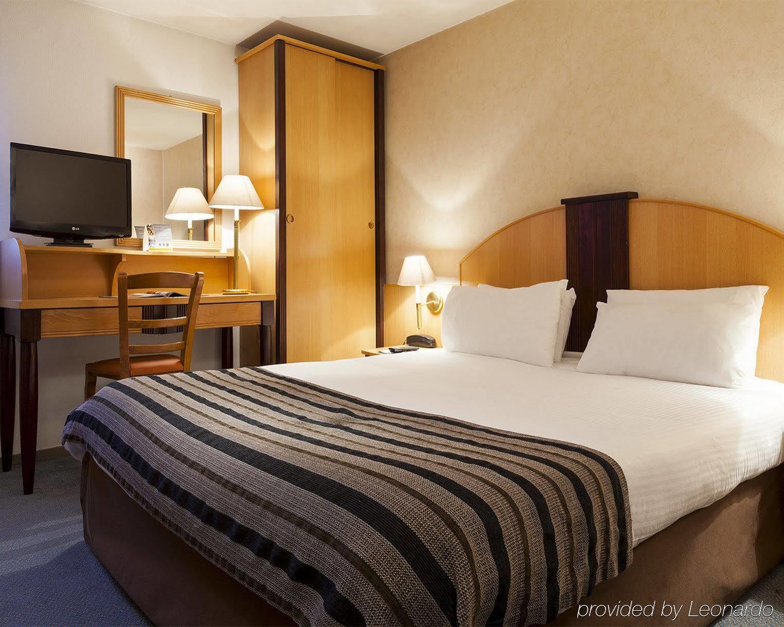Hotel B&B HOTEL Bretigny-sur-Orge 2*