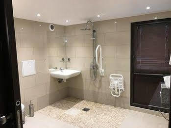 B&B HOTEL Bretigny-sur-Orge Hotel 2*